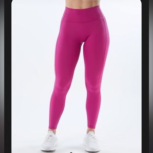 Alphalete Pulse Surge Leggings